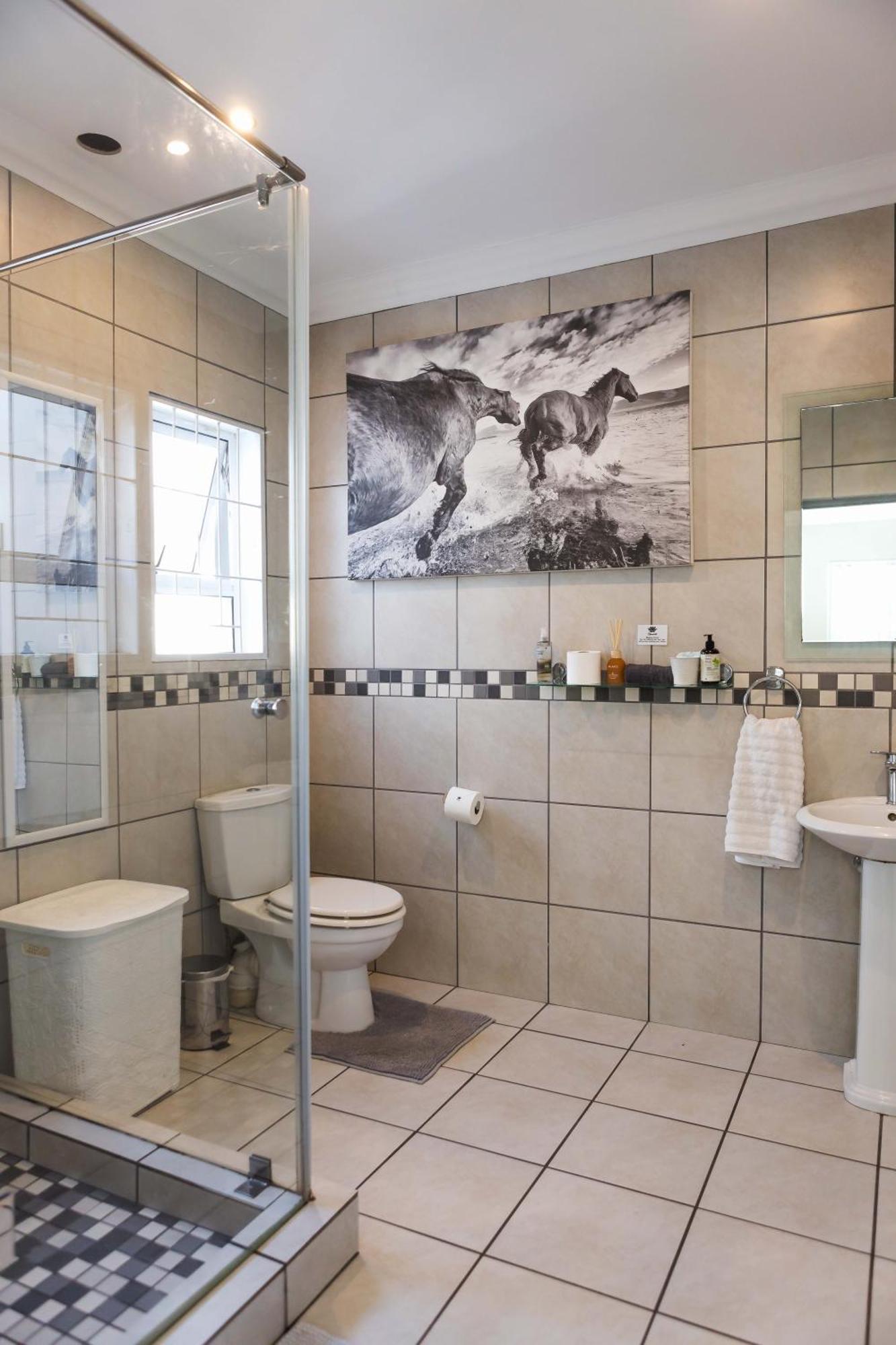 Namaste Spacious Studio Apartment Langebaan Esterno foto